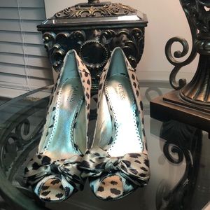 Brand New GUESS Splash-Pattern Wedge Heels